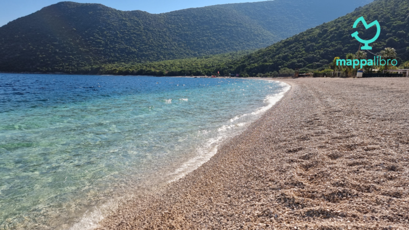 Antisamos Beach spiaggia di Cefalonia nella zona tra Agia Efimia e Sami